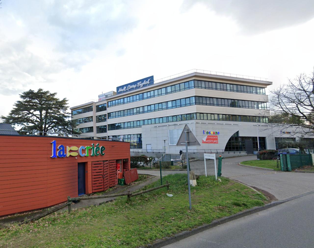 Bureau Écully 1354m² Location bureau Écully Rhône OLBUR2109072 3